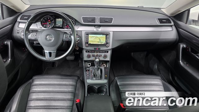 Volkswagen CC — interior