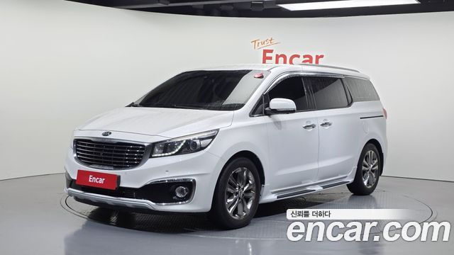 Kia Carnival — exterior