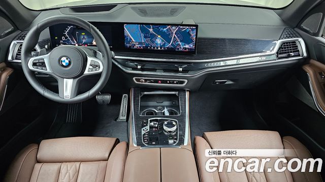 BMW X5 — interior