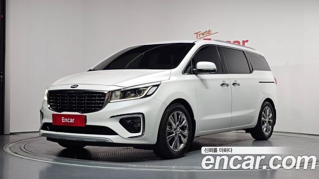 Kia Carnival — exterior