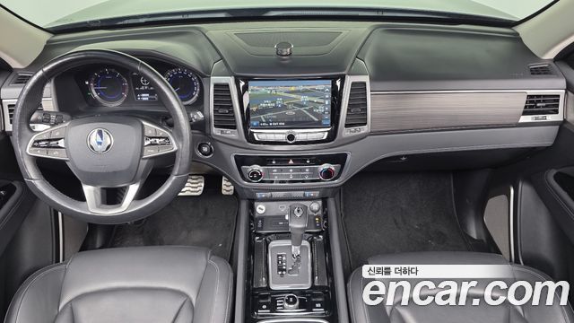 KG Mobility Rexton — interior