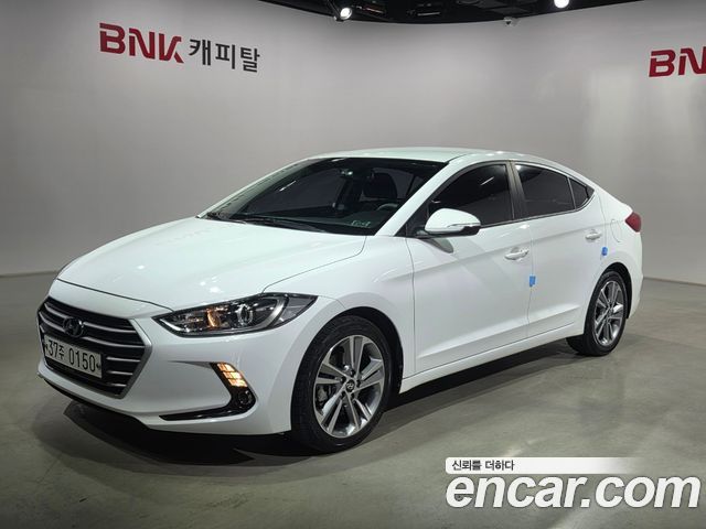 Hyundai Avante — exterior