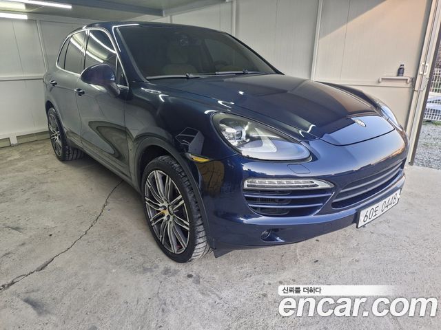 Porsche Cayenne — exterior
