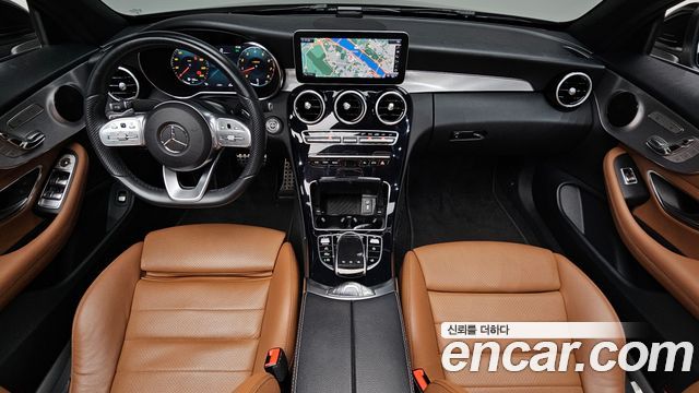 Mercedes-Benz C-Class — interior