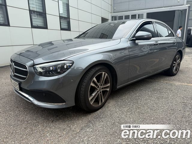 Mercedes-Benz E-Class — exterior