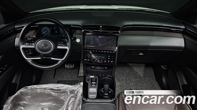 Hyundai Tucson — interior