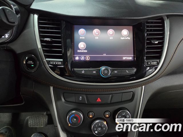 Chevrolet Korea Trax — interior