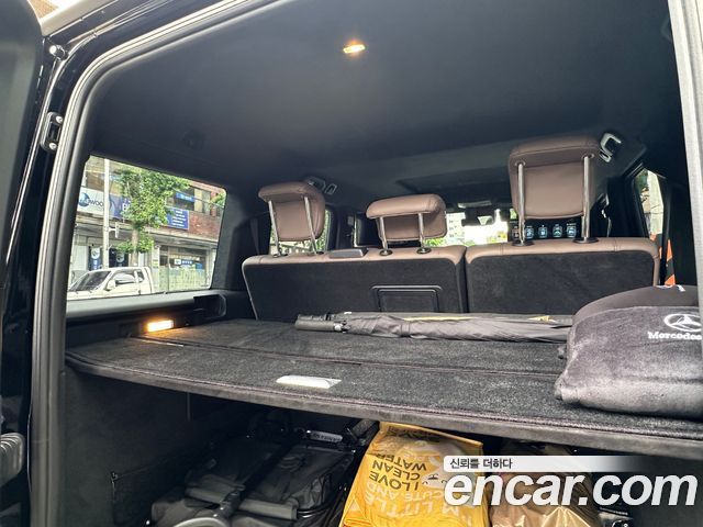 Mercedes-Benz G-Class — interior