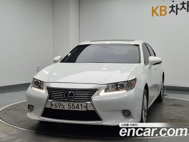 Lexus ES — exterior