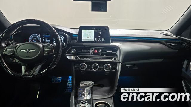 Genesis G70 — interior