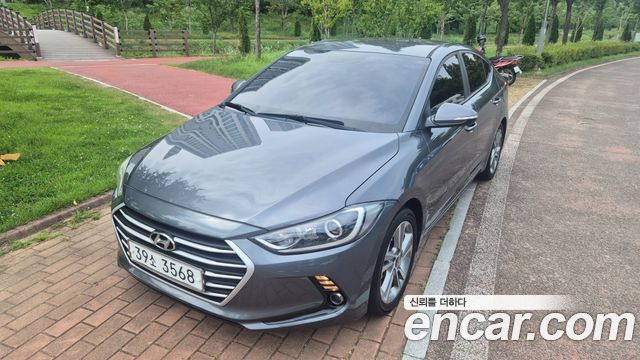 Hyundai Avante — exterior