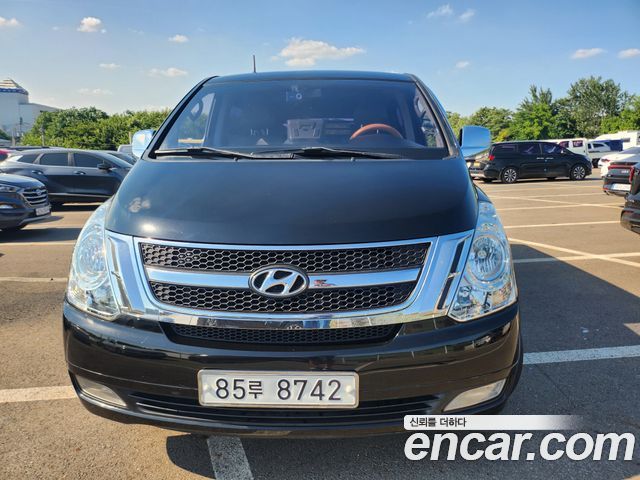 Hyundai Starex — exterior