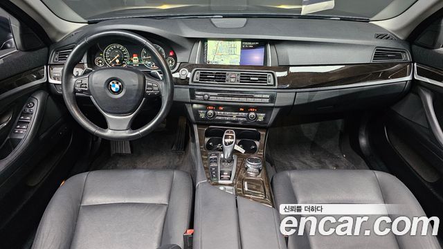 BMW 5 Series — interior
