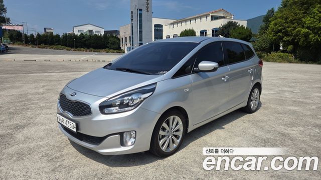 Kia Carens — exterior