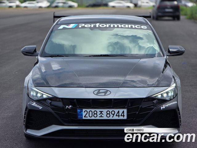 Hyundai Avante — exterior