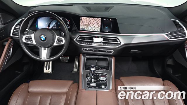 BMW X6 — interior