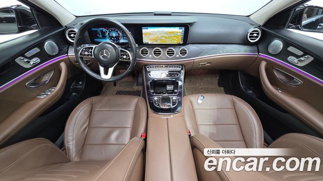 Mercedes-Benz E-Class — interior