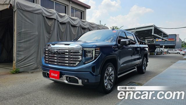GMC Sierra — exterior
