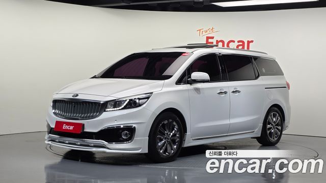 Kia Carnival — exterior