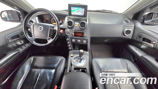 KG Mobility Actyon — interior