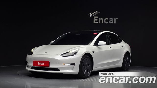 Tesla Model 3 — exterior