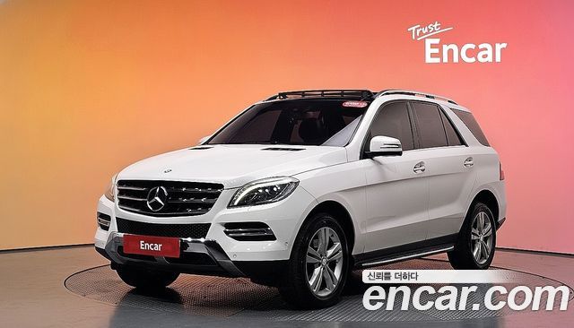 Mercedes-Benz M-Class — exterior
