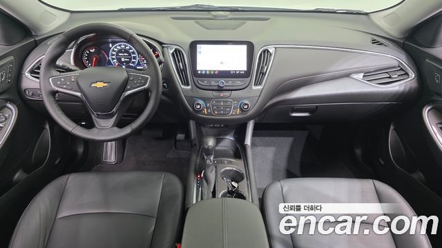 Chevrolet Korea Malibu — interior
