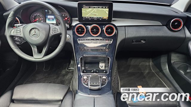 Mercedes-Benz C-Class — interior