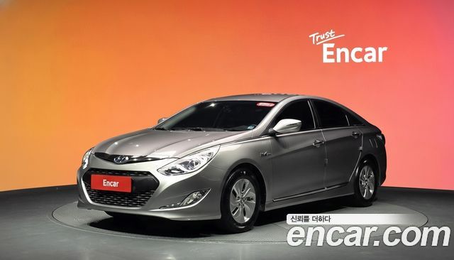 Hyundai Sonata — exterior