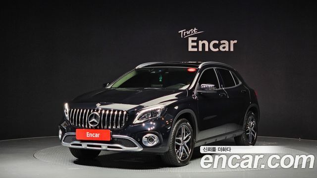 Mercedes-Benz GLA-Class — exterior