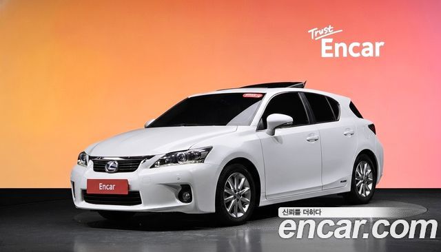Lexus CT200h — exterior