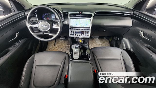 Hyundai Tucson — interior