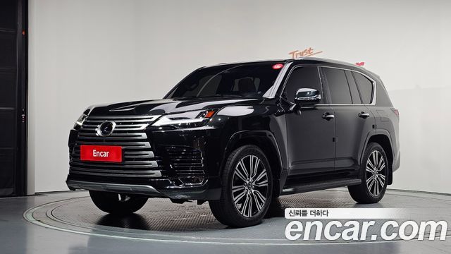 Lexus LX — exterior