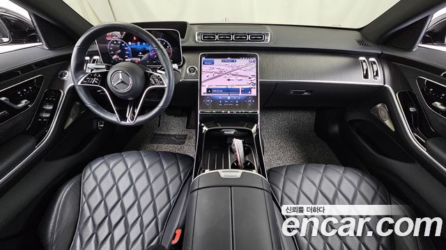 Mercedes-Benz S-Class — interior