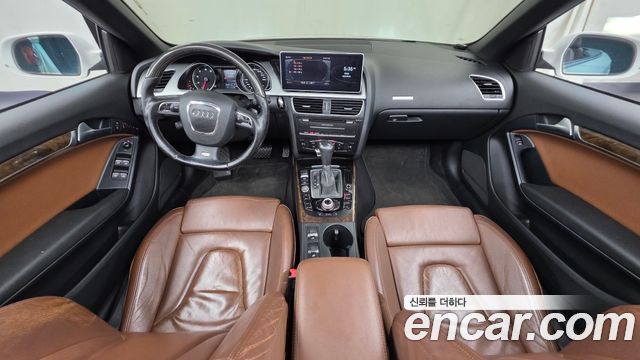 Audi A5 — interior