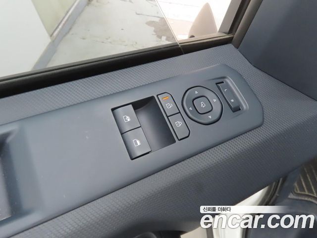 Kia PV5 — interior