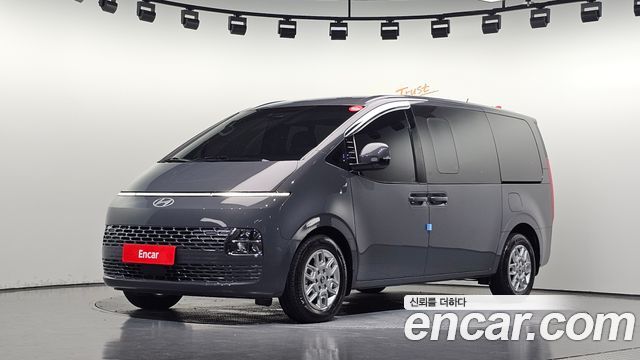 Hyundai Staria — exterior