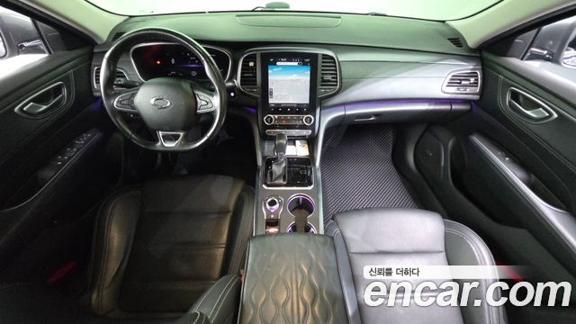Renault Korea SM6 — interior