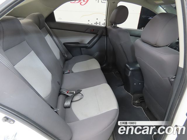 Kia Forte — interior