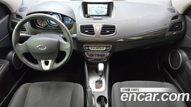 Renault Korea SM3 — interior