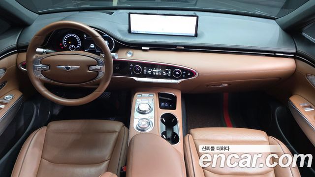 Genesis GV70 — interior