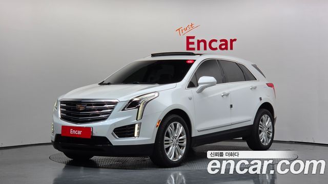 Cadillac XT5 — exterior