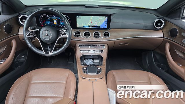 Mercedes-Benz E-Class — interior
