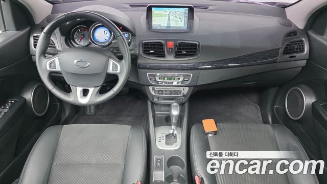 Renault Korea SM3 — interior