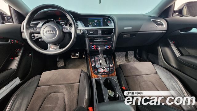 Audi A5 — interior