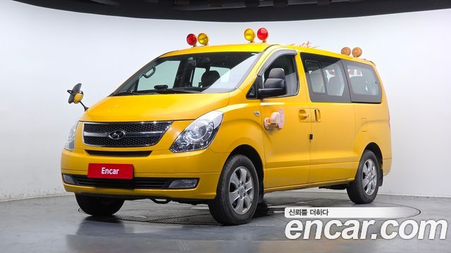 Hyundai Starex — exterior