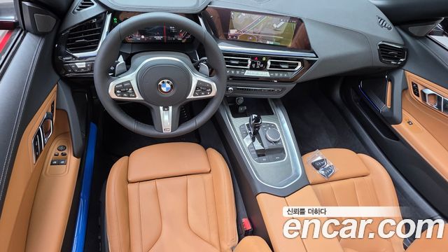 BMW Z4 — interior