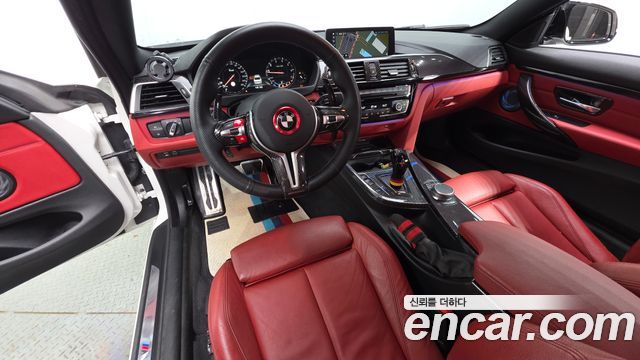 BMW 4 Series — interior