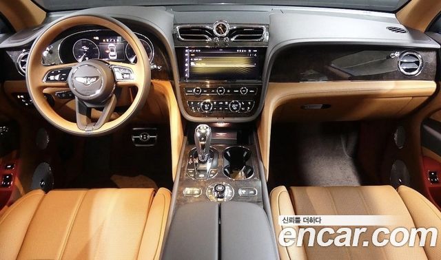 Bentley Bentayga — interior