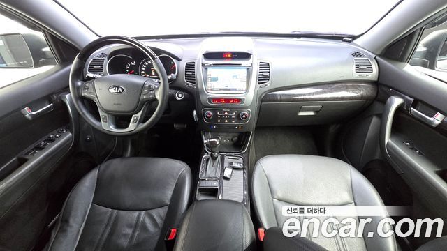 Kia Sorento — interior